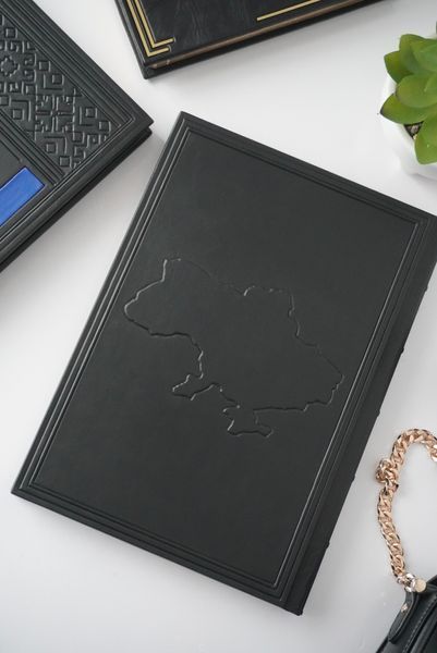 Подарункова книга &laquo;Дивовижна Україна&raquo; у шкіряній обкладинці &mdash; ручна робота ILAF ILAF Book Дивовижна Україна фото